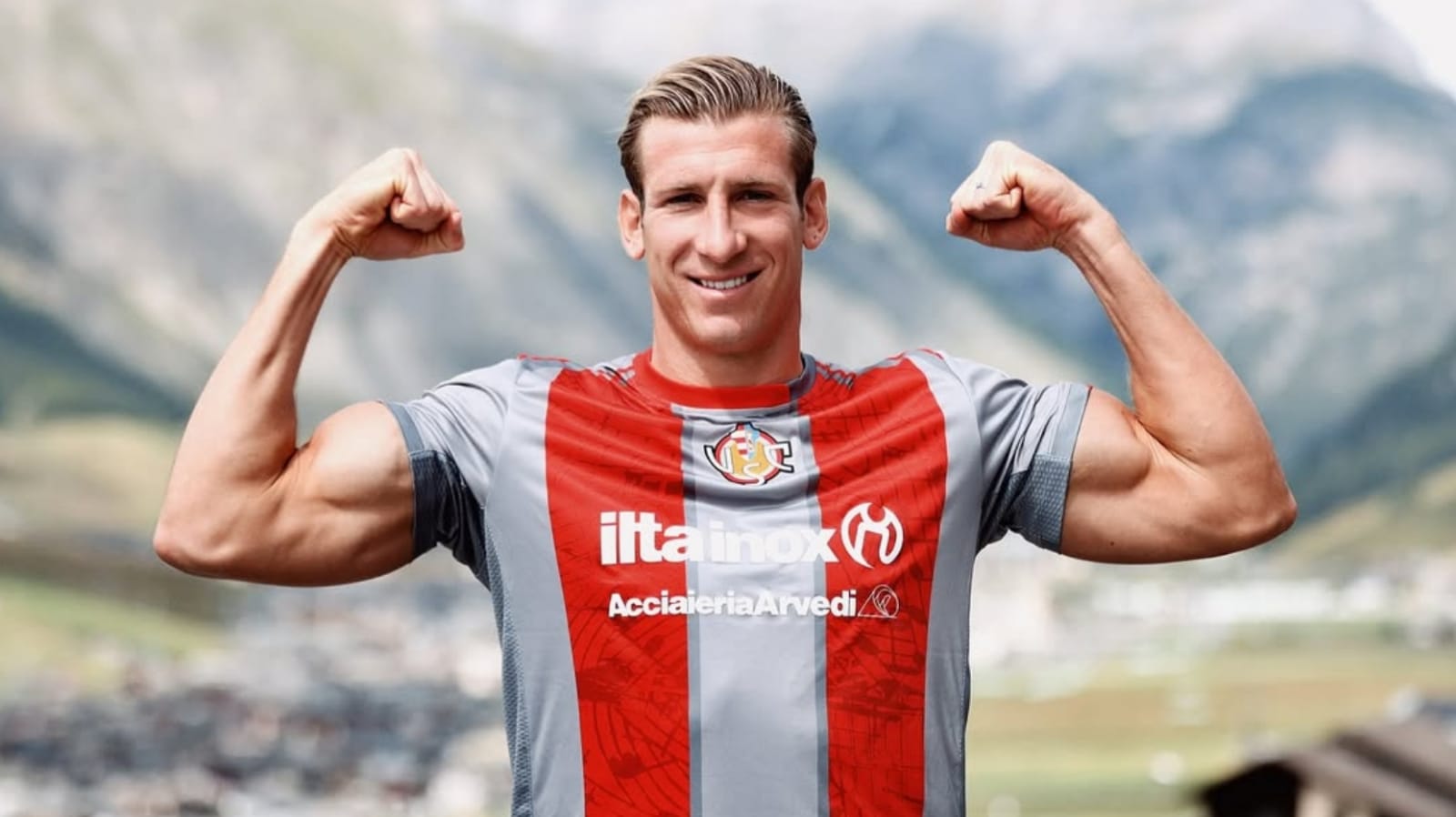 11 Transfer Pemain Serie A Resmi Diselesaikan 29 Juli 2025 Siapa Saja Mereka?