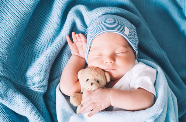 Kenapa Kepala Bayi Lonjong saat Lahir, Bahayakah ?