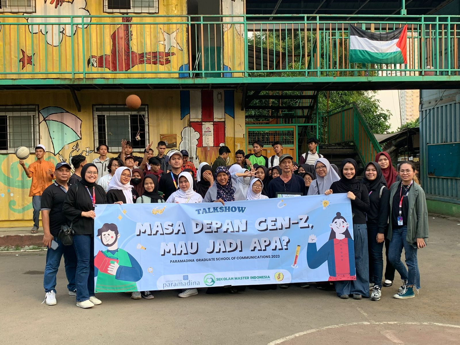 Universitas Paramadina Gelar Pengabdian Masyarakat di Sekolah Masjid Terminal Depok