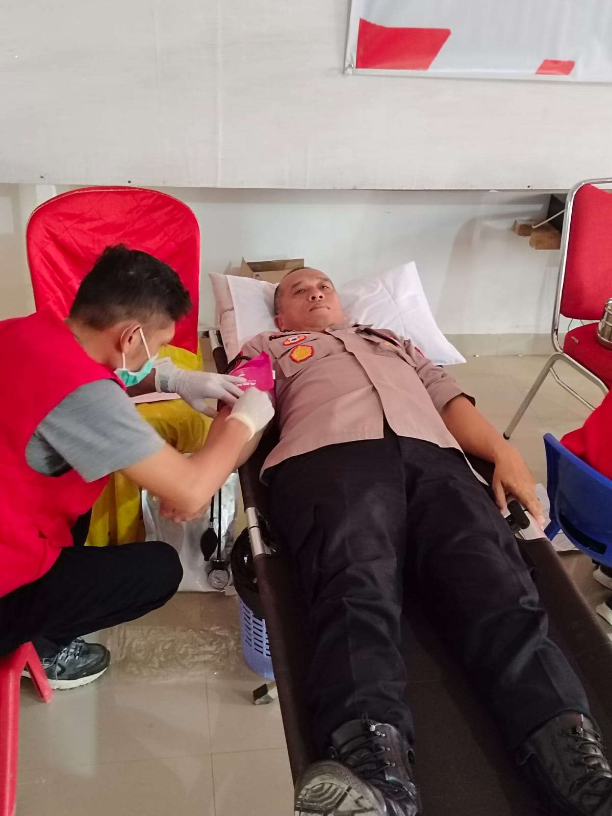 Sinergitas Menyambut HUT Bhayangkara Ke-77, TNI, Dishub, Pol PP Hingga Wartawan Ikut Donor Darah