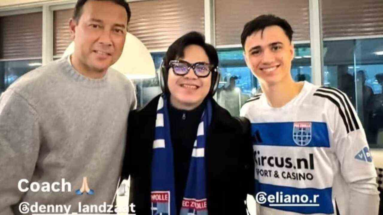 Gerak Cepat! Alex Pastoor dan Denny Landzaat Pantau Skuad Timnas di Belanda