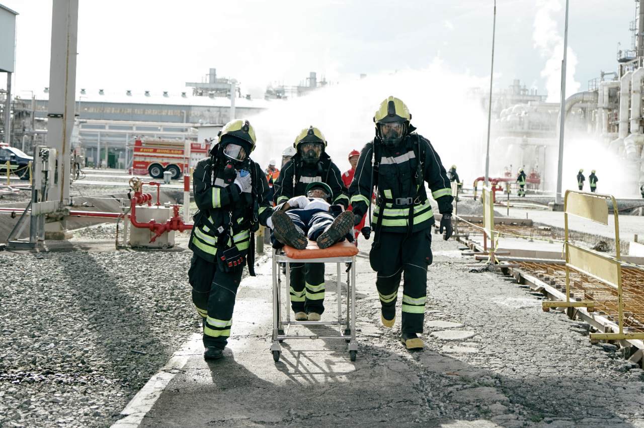 Terjadi Kebocoran dan Kebakaran Kilang Badak LNG di Bontang