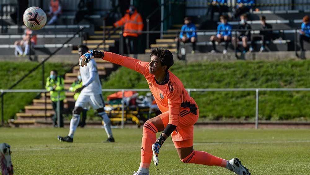 Kiper Berdarah Indonesia di Liga Inggris Siap Bergabung dengan Timnas, Siapa Dia?