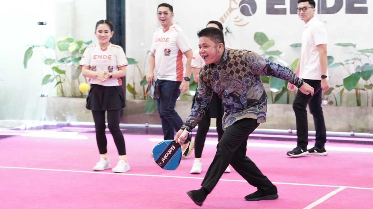 Bukan Cuma Cari Menang, Herman Deru Ungkap Esensi Asli di Balik Hebohnya Demam Olahraga Padel di Sumsel