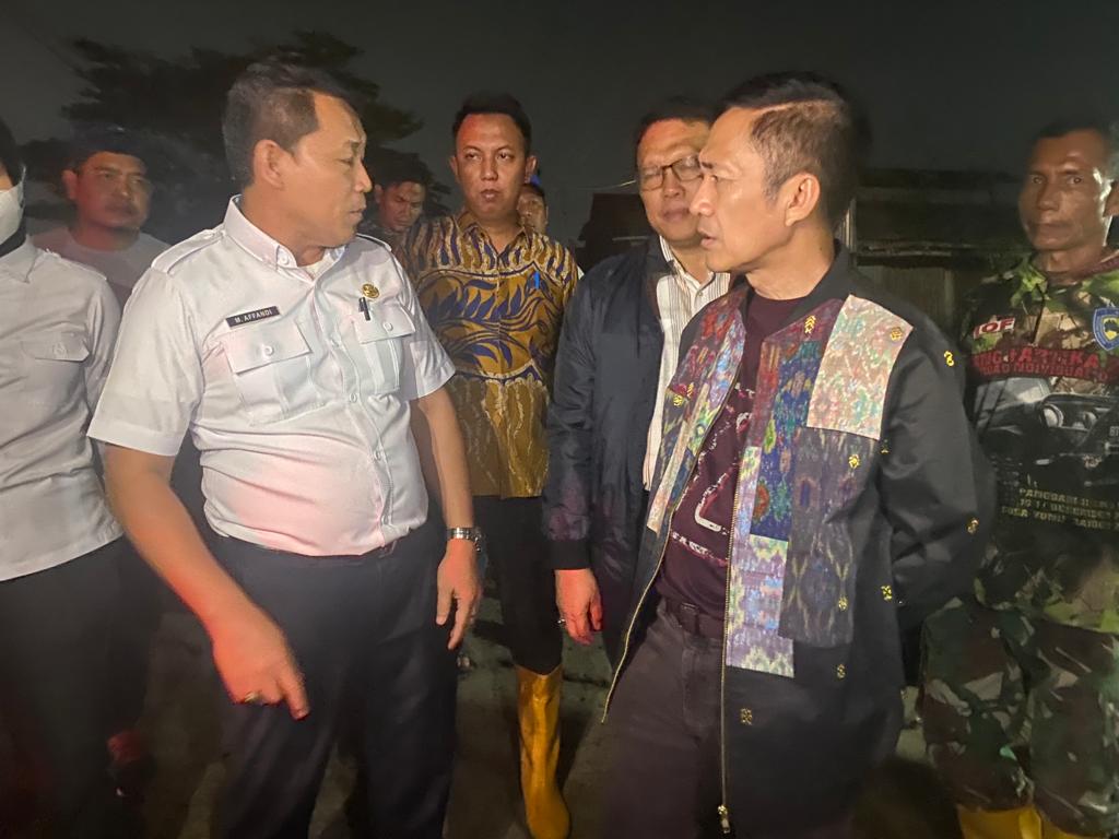 Ratu Dewa Instruksikan Dinas PUPR Perbaiki Jalan Lettu Karim Kadir yang Amblas, Diberi Waktu 3 Hari