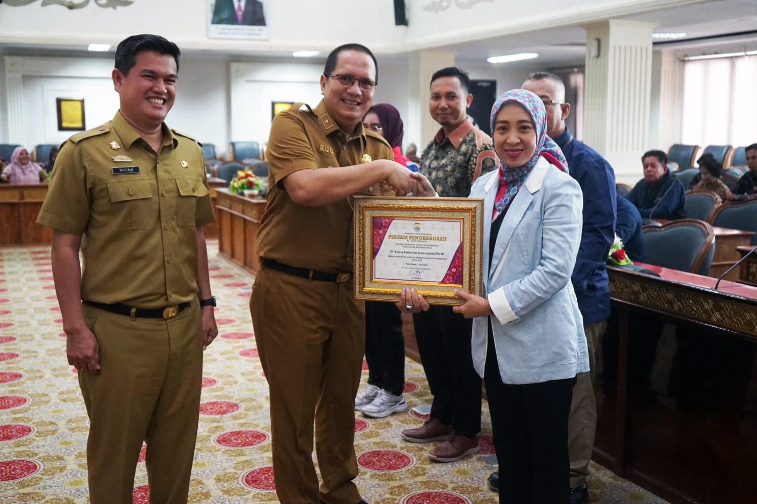 Kilang Pertamina Plaju Raih Penghargaan Jadi Perusahaan Dukung Proklim dari Pemkot Palembang