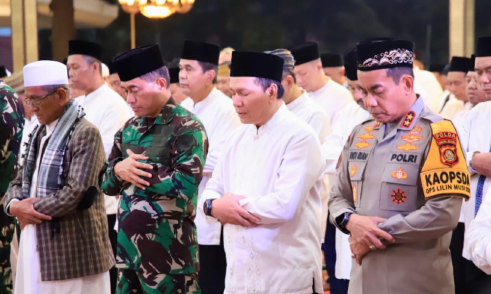 Gelar Doa Bersama Pj Gubernur Gelar Sholat dan Doa Bersama Dipergantian Tahun 2024