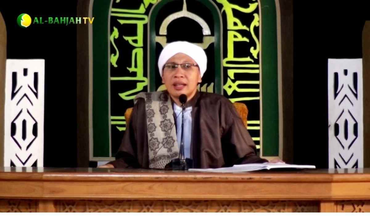 Apa Hukumnya Berhubungan Suami Istri di Siang Ramadan? Ini Kata Buya Yahya