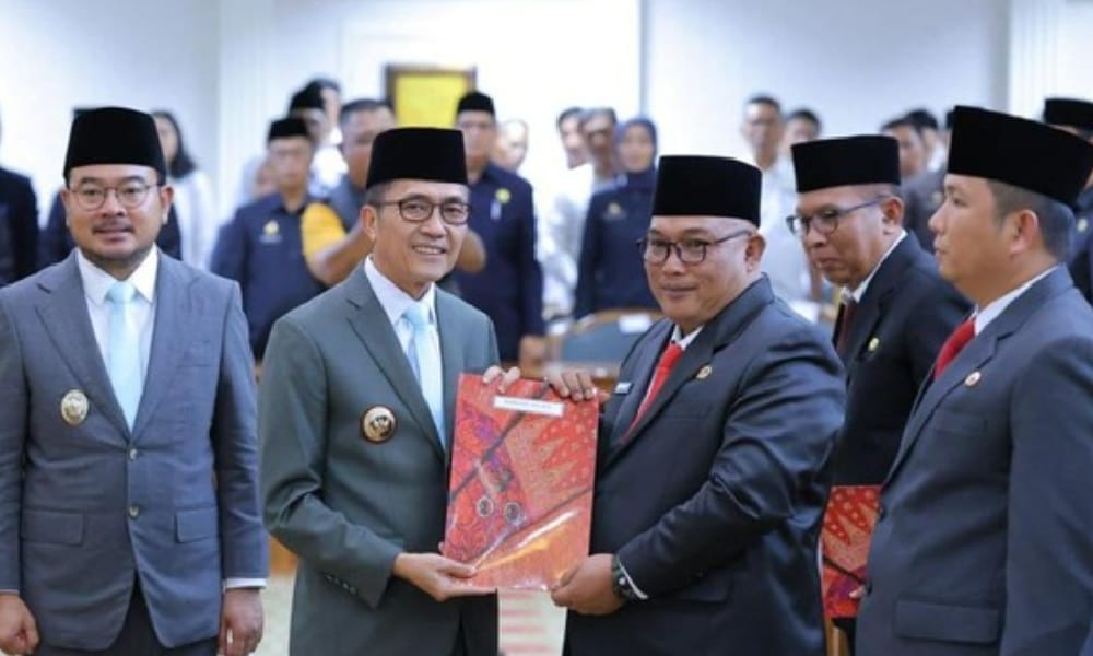 Ratu Dewa Lantik Tiga Pejabat Eselon, Siapa Saja ya?