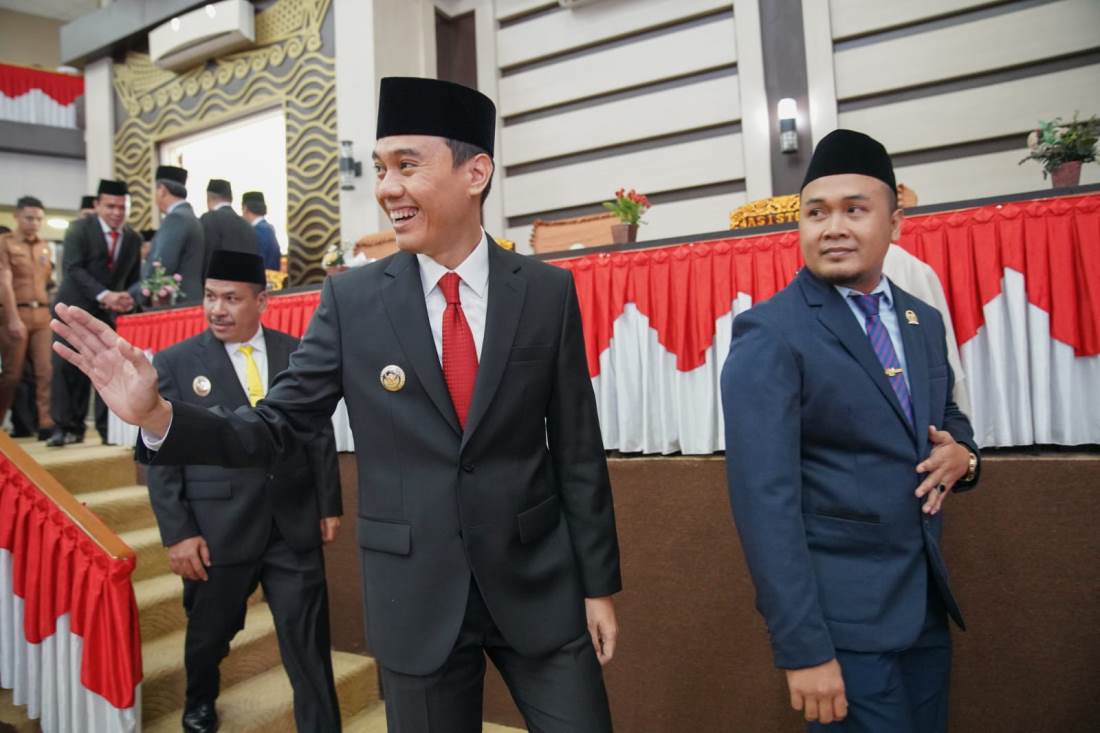 Gaspol Bangun OKI, Bupati Muchendi Paparkan 7 Program Quick Win di Rapat Paripurna DPRD