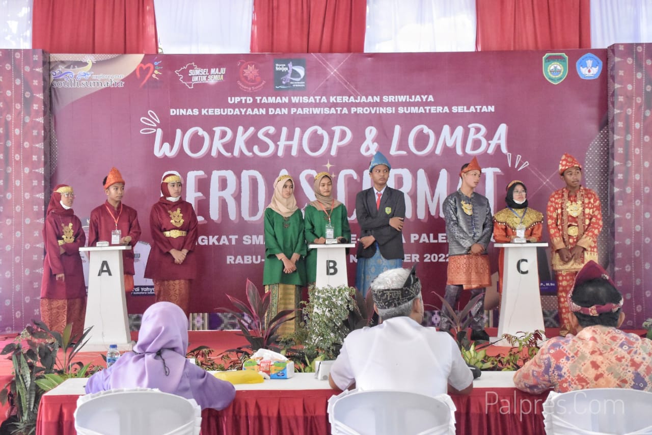 SMA Adabiyah Palembang Optimis Juarai LCC Museum Sriwijaya 