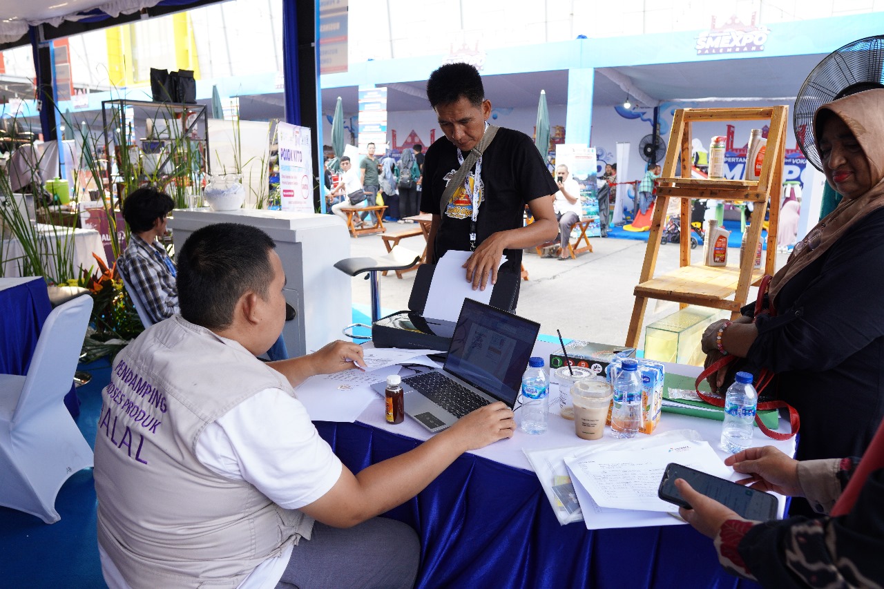 Pertamina SMEXPO Palembang, Edukasi UMKM Agar Bijak Kelola Keuangan, Beri Pendampingan Legalitas Usaha 