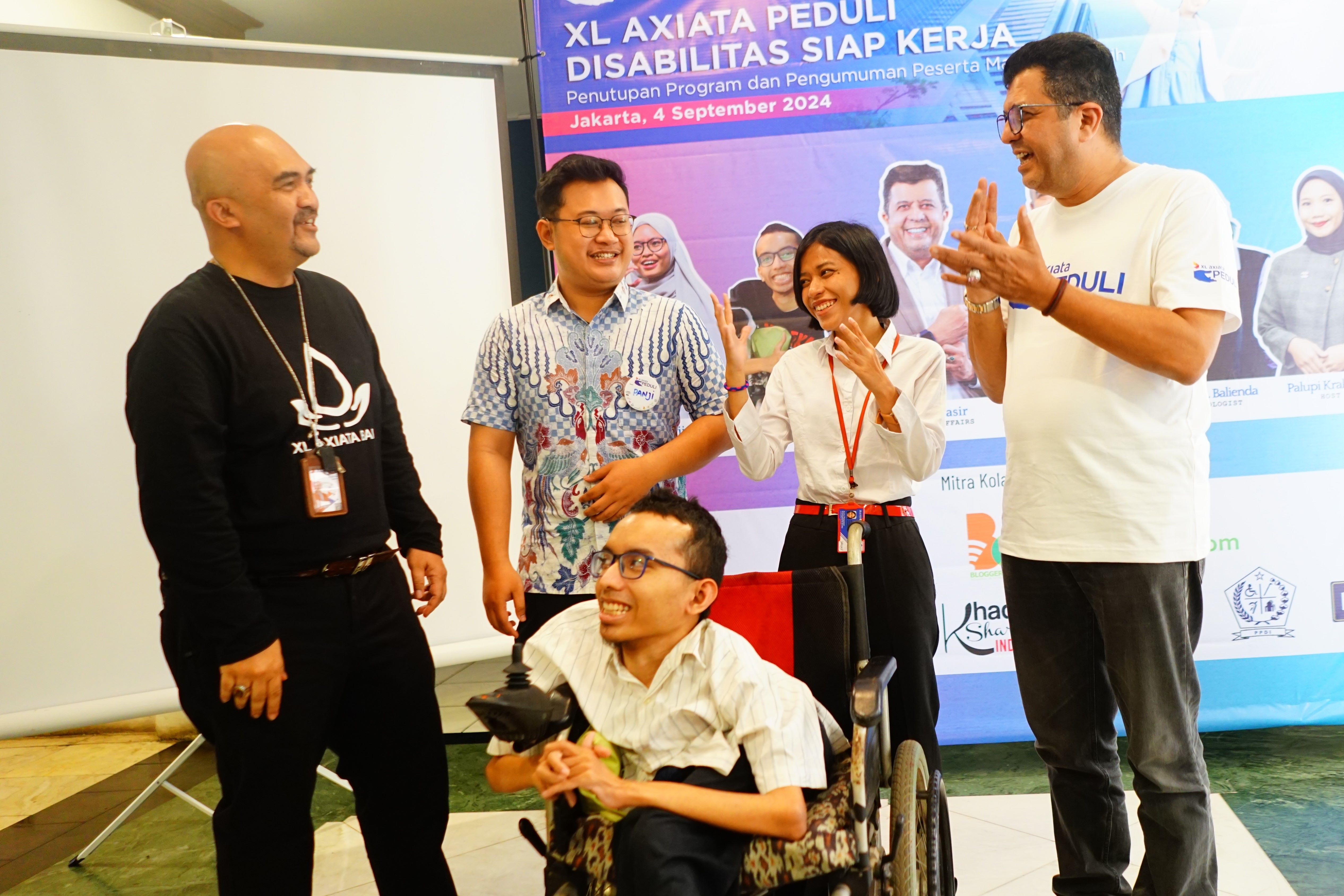 Siap Kerja, 20 Penyandang Disabilitas Ikut Program Magang di XL Axiata