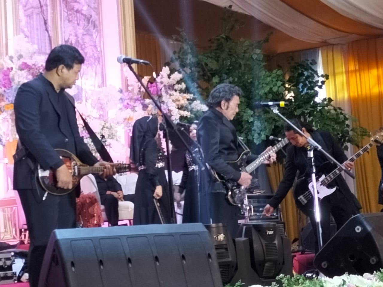 10 Lagu Hits Rhoma Irama Bius Warga Lubuk Linggau