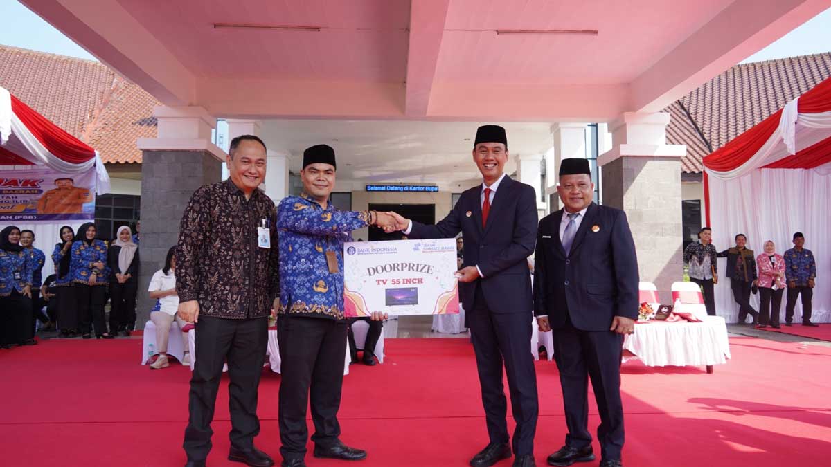 ASN OKI Ditantang Jadi Pelopor! Bupati Muchendi Luncurkan SiDOMON Pajak Demi Dongkrak PAD