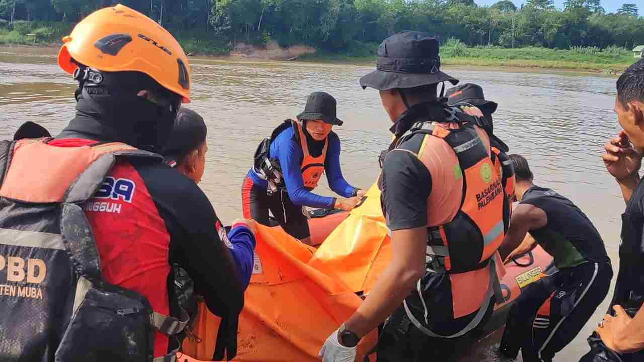 Tim SAR Temukan Warga Muba Korban Perahu Getek Terbalik di Sungai Musi, Begini Kondisinya