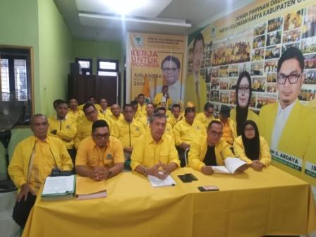 Endang PU Ishak Bilang, Peserta Aksi Demo di DPRD, Bukan Kader Golkar