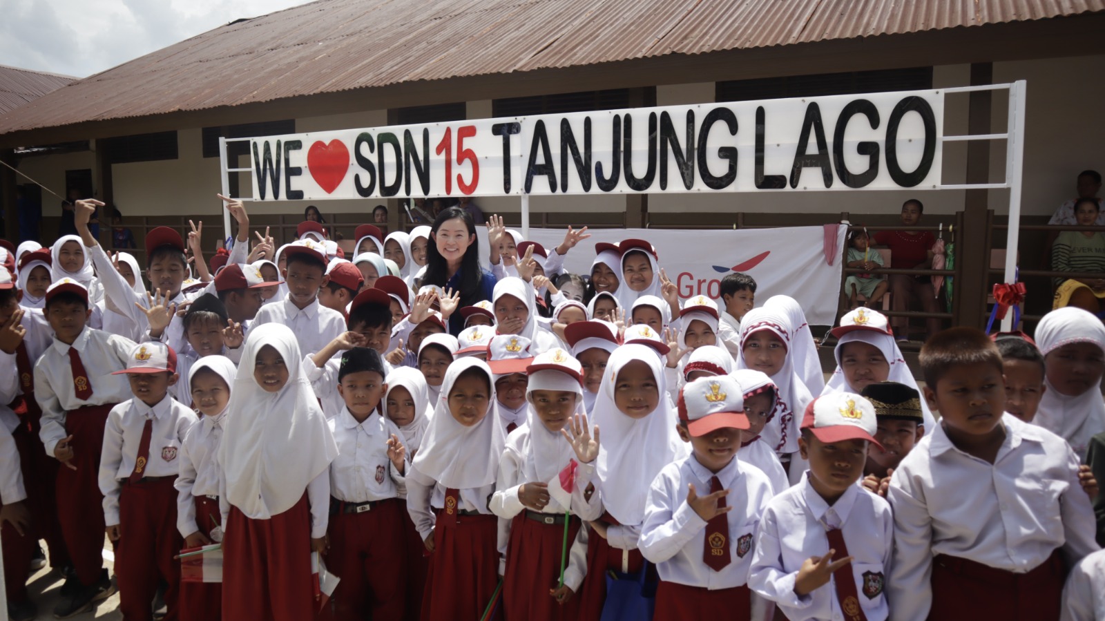 Peduli Dunia Pendidikan, Thamrin Group Bantu SD Negeri 15 Tanjung Lago Banyuasin Lewat CSR