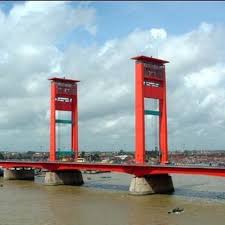 9 Lagu Daerah Sumsel Paling Terkenal, Memiliki Lirik yang Indah dan Nada yang Menyentuh Pendengar!