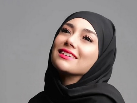 Celine Evangelista Tutup Aurat Pakai Hijab, Cantik Bener