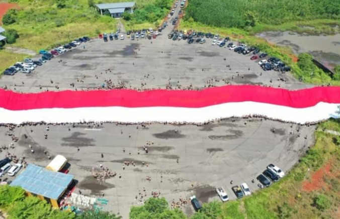 HUT Pramuka ke-61, Bentangkan Benderah Merah Putih Sepanjang 3.000 Meter