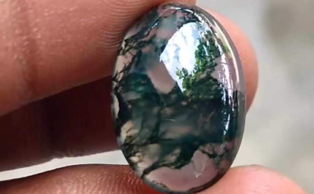 Inilah Deretan Fakta Menarik dan Khasiat Batu Akik Lumut Suluki