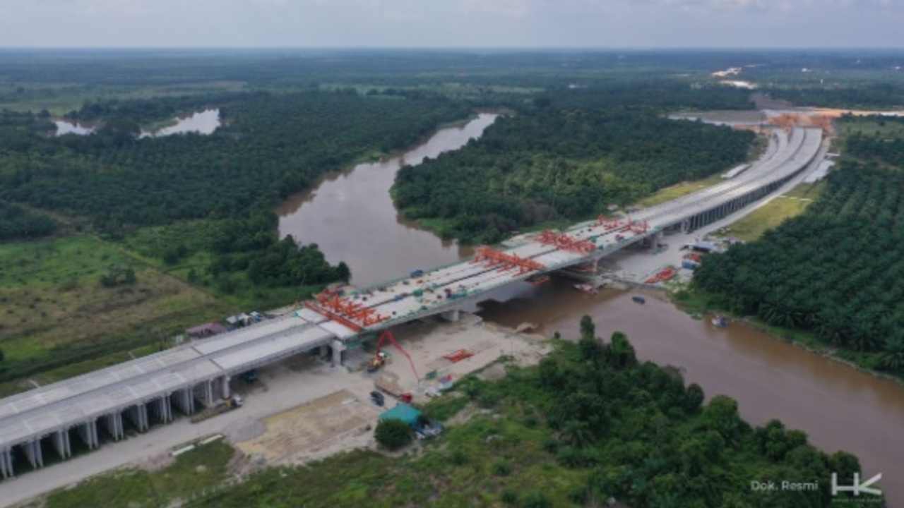 Jembatan Tol Pekanbaru Akhirnya Tersambung, Begini Penampakannya