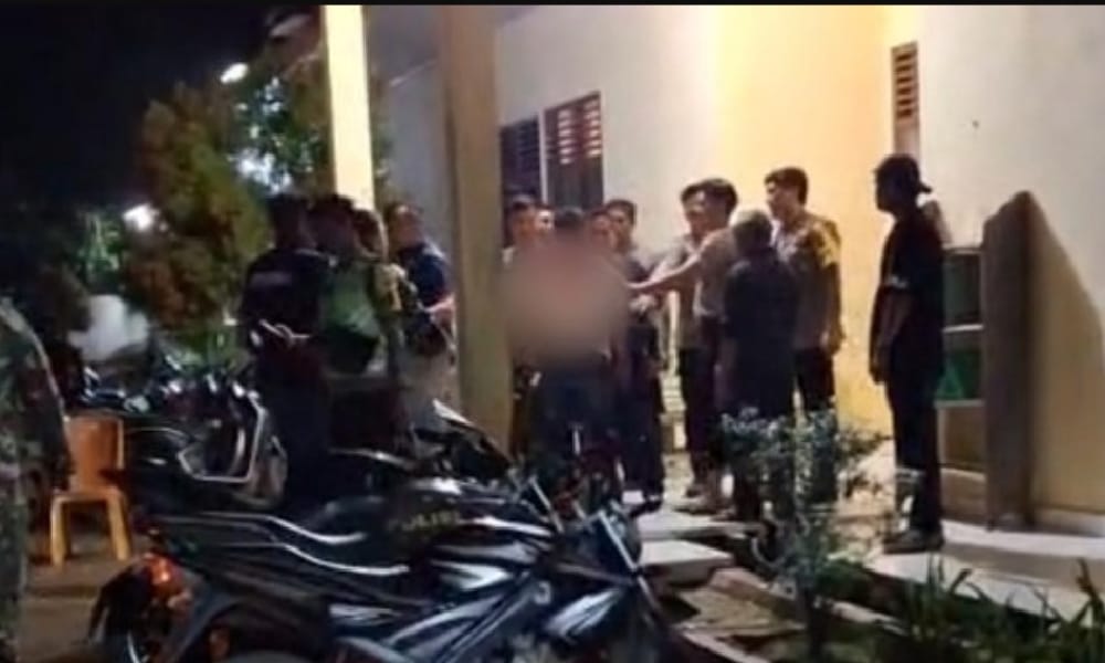 KACAU! Proses Pemindahan Kotak Surat Suara Ricuh, Satu orang Kritis 