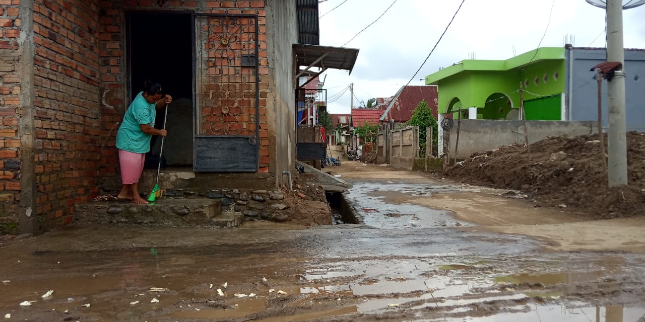 Pasca Banjir, Warga Beraktifitas Normal, Begini Pesan Lurah Kota Jaya
