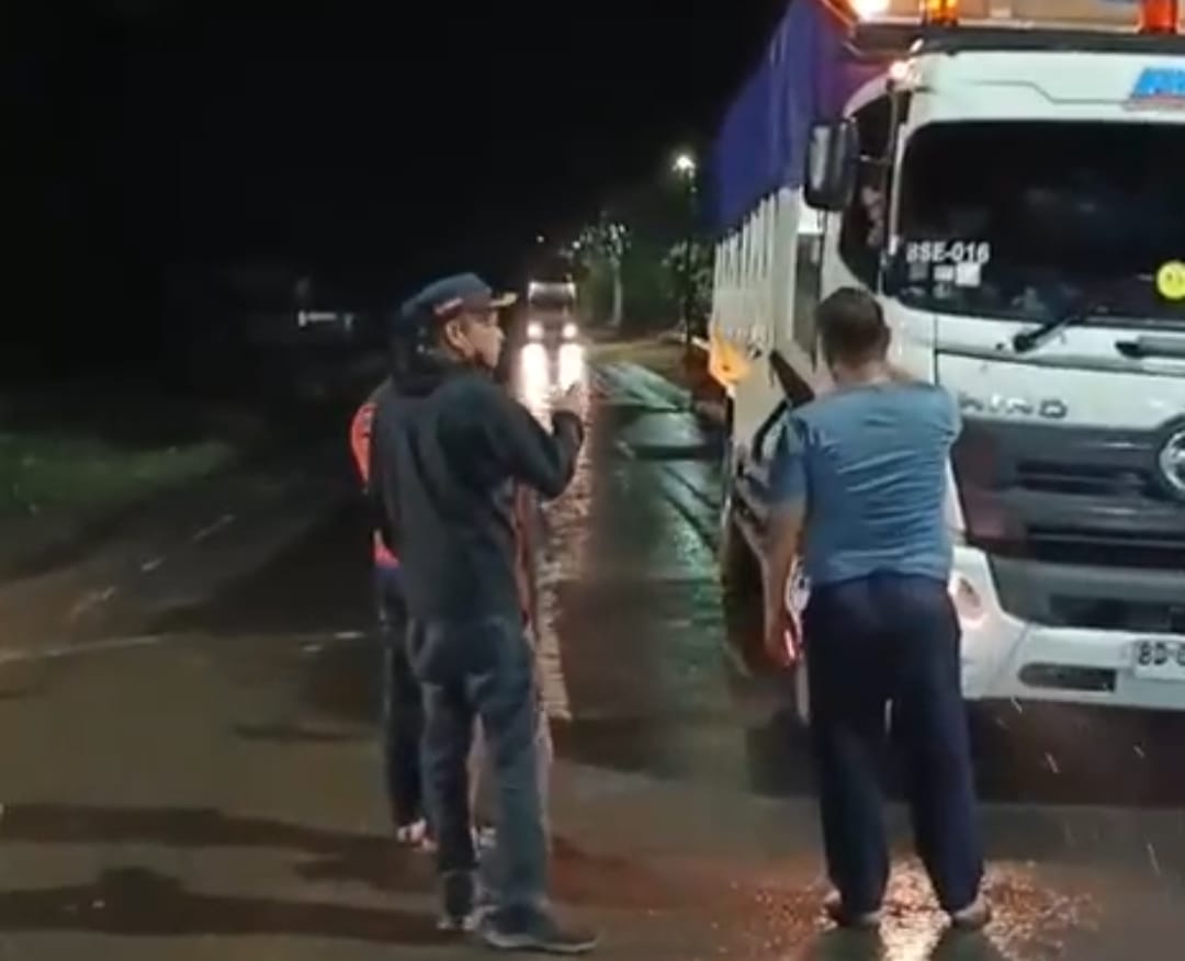 Nekat Terobos Larangan, Dua Truk Batu Bara Dipaksa Putar Balik di Lubuklinggau