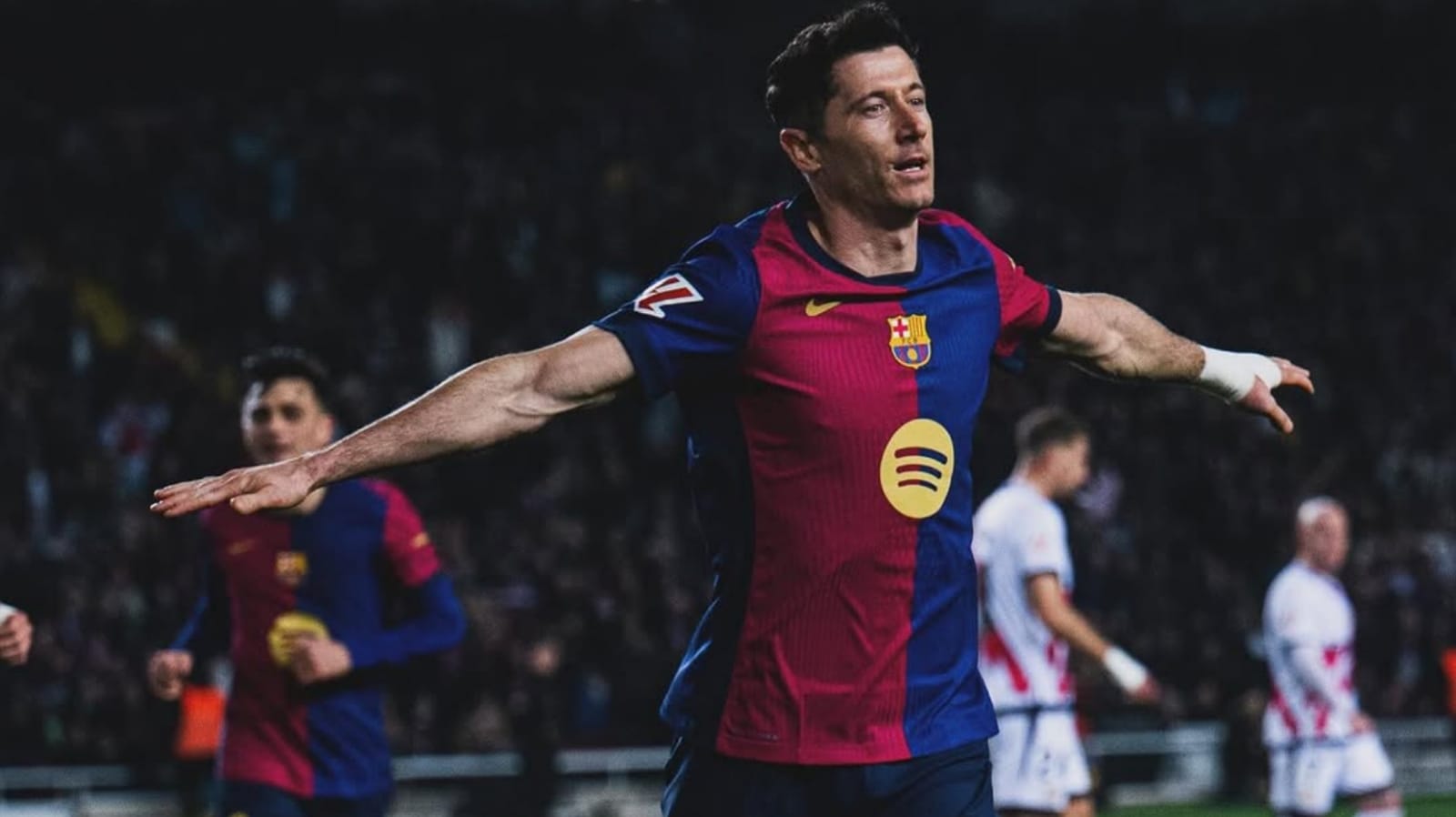 Hasil LaLiga, Barcelona 1-0 Rayo Vallecano 'Penalti Lewandowski Bawa Blaugrana ke Puncak Klasemen LaLiga
