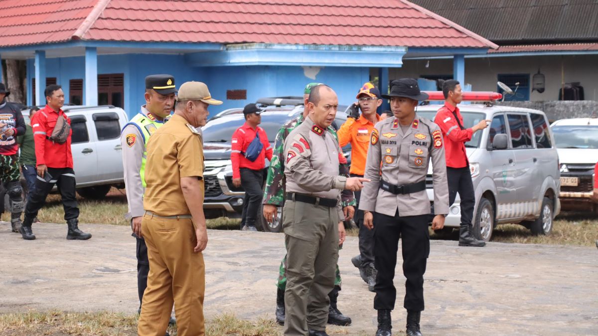 Kunjungi Tulung Selapan OKI, Ini Arahan Kapolda Sumsel Terkait Karhutla