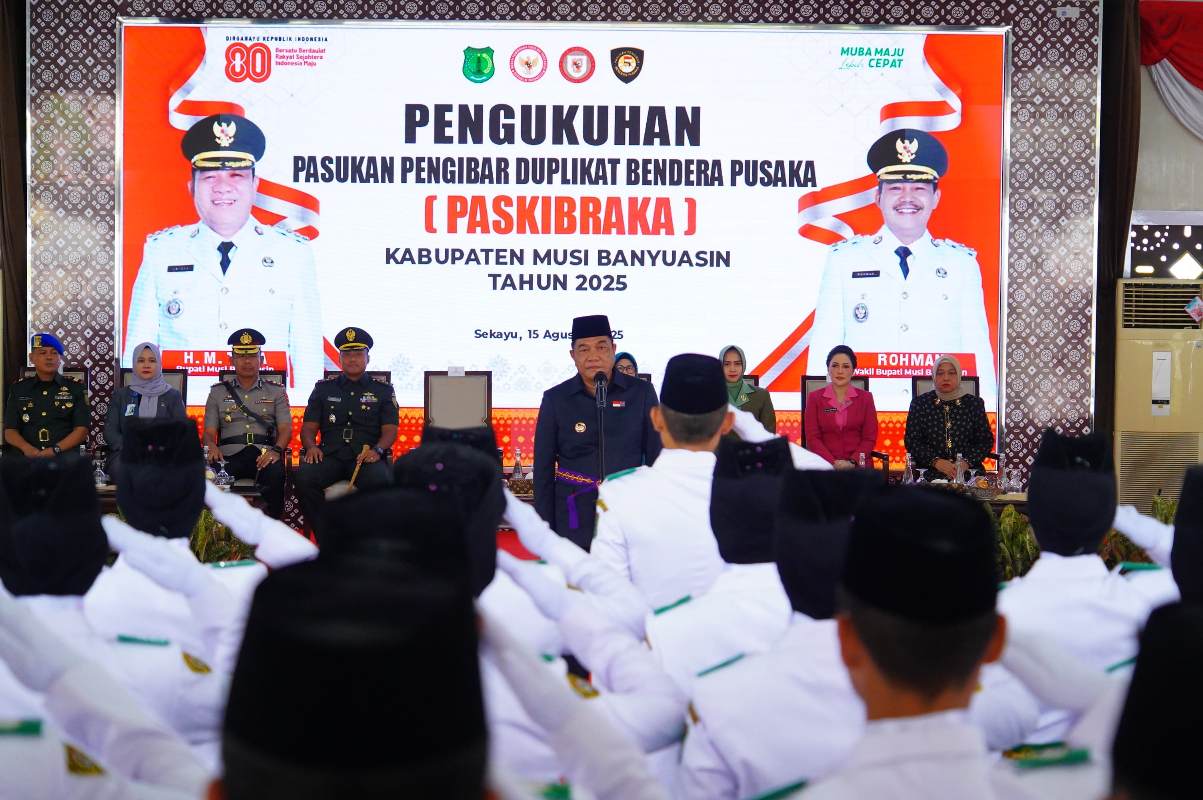 Bupati Muba Kukuhkan 75 Anggota Paskibraka Siap Kibarkan Merah Putih di HUT RI ke-80