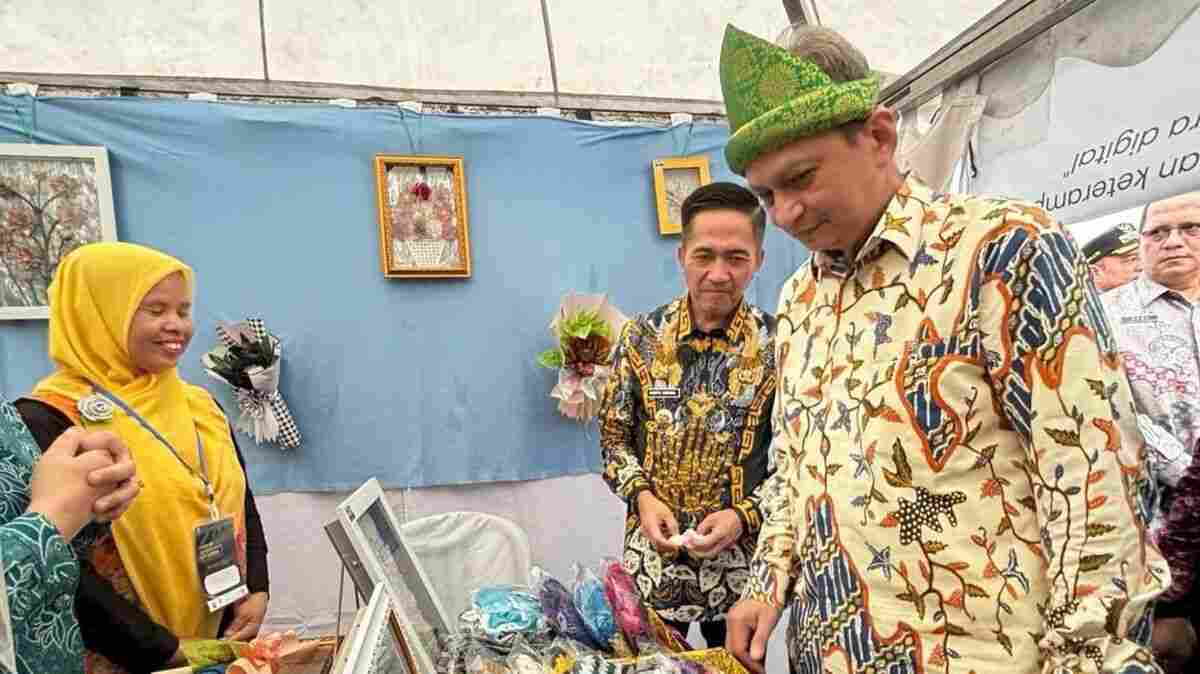 Pj Walikota Palembang Ratu Dewa Apresiasi UMKM Award, Diikuti 110 Stand