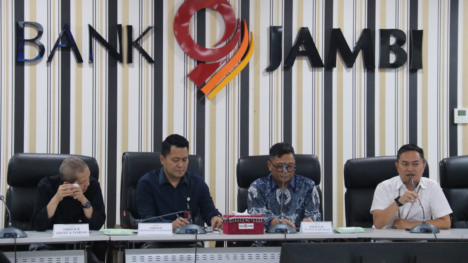 PLN Icon Plus dan Bank Jambi Bahas Penguatan Layanan Jaringan