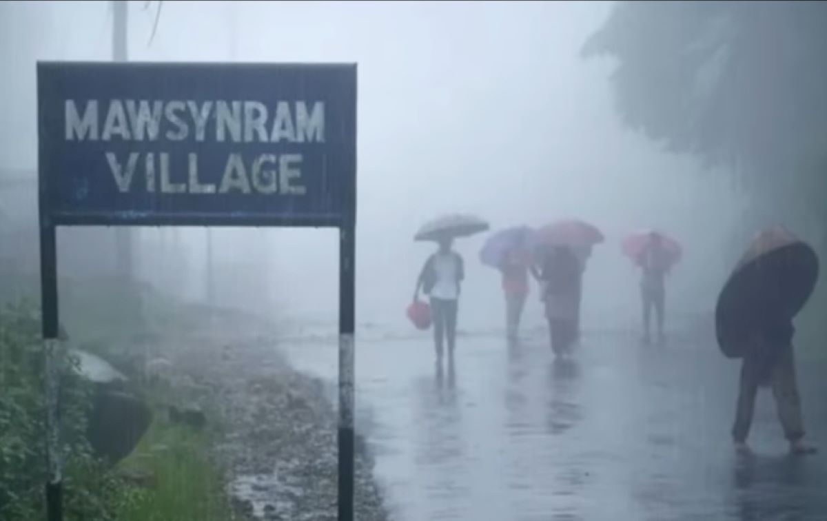 Inilah 4 Manfaat Mandi Air Hujan Menurut Dr Zaidul Akbar