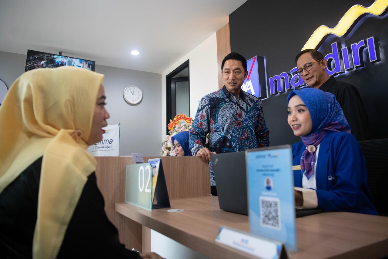 AXA Mandiri Resmikan Customer Care Centre di Palembang, Fokus Peningkatan Pengalaman Pelanggan