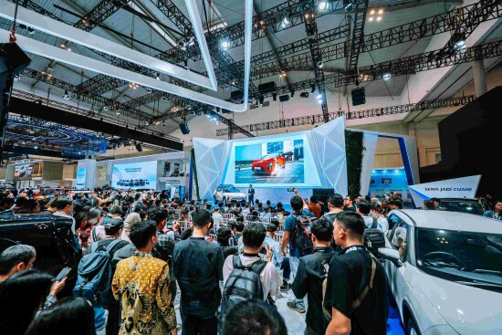 Kece Badai! VinFast Gebrak GIIAS 2026 Pamer Mobil Listrik Anyar dan Program 'Drive Worry Free' Bertabur Promo