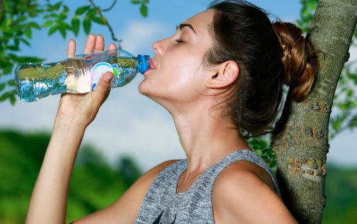   Tak Semua Air Minum dalam Kemasan Berkualitas Baik, Ini Cara Memilihnya Ya