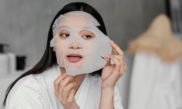 8 Rekomendasi Sheet Mask yang Bagus untuk Membantu Mencerahkan Kulit, Bye-Bye Wajah Kusam