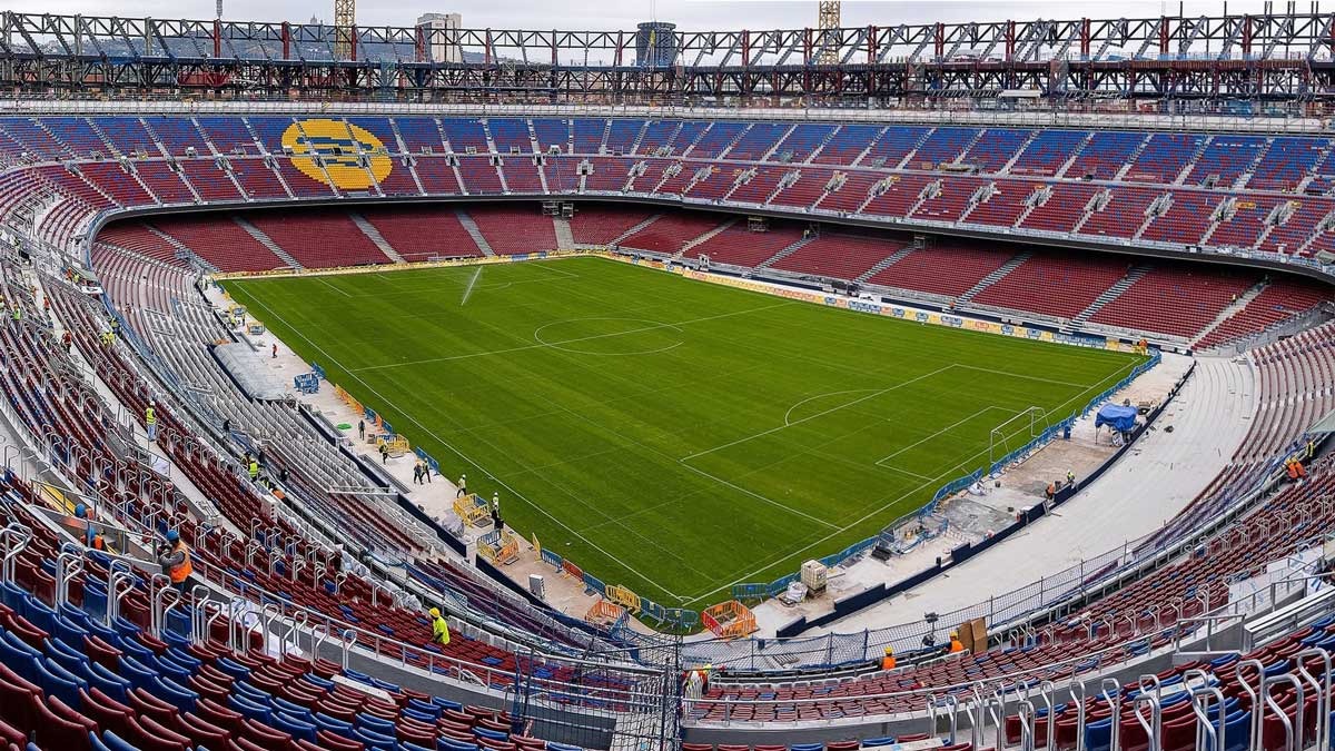 Barcelona Terancam Gagal Kembali ke Camp Nou