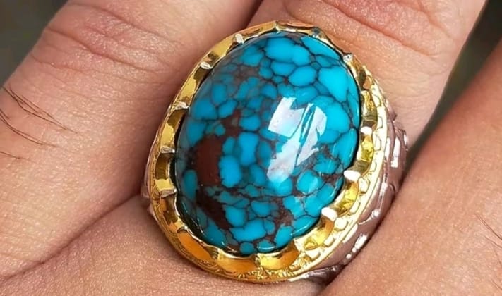 Batu Akik Pirus Terkenal dan Jadi Buruan Kolektor Sejak Zaman Mesir Kuno Sampai Tahun 2025