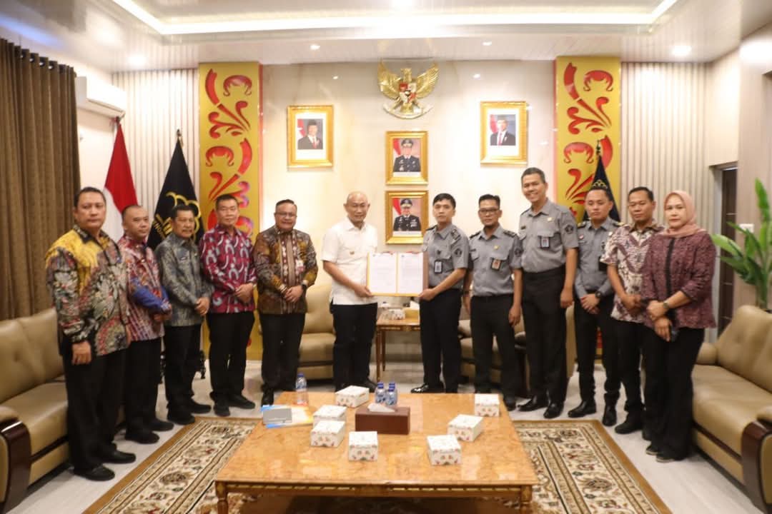 Wali Kota Lubuk Linggau Paparkan Tujuh Raperda dan Raperkada di Kanwil Kemenkum Sumsel