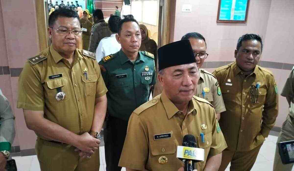 Apriyadi Dinobatkan Birokrat Peduli Pers oleh PWI Sumsel