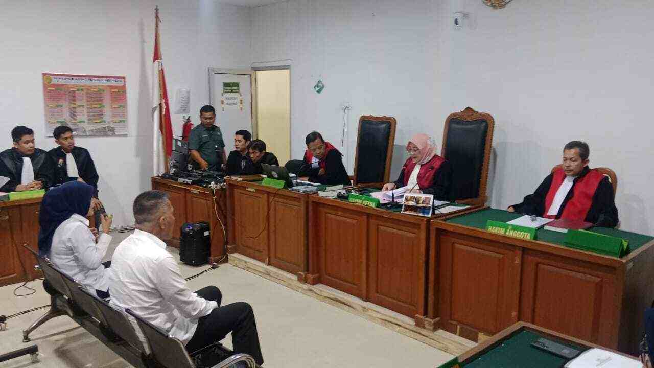 JPU Sebut Mantan Wawako Palembang dan Suami Bayar Papan Bunga dan 'DP' Mobil Pakai Dana PMI