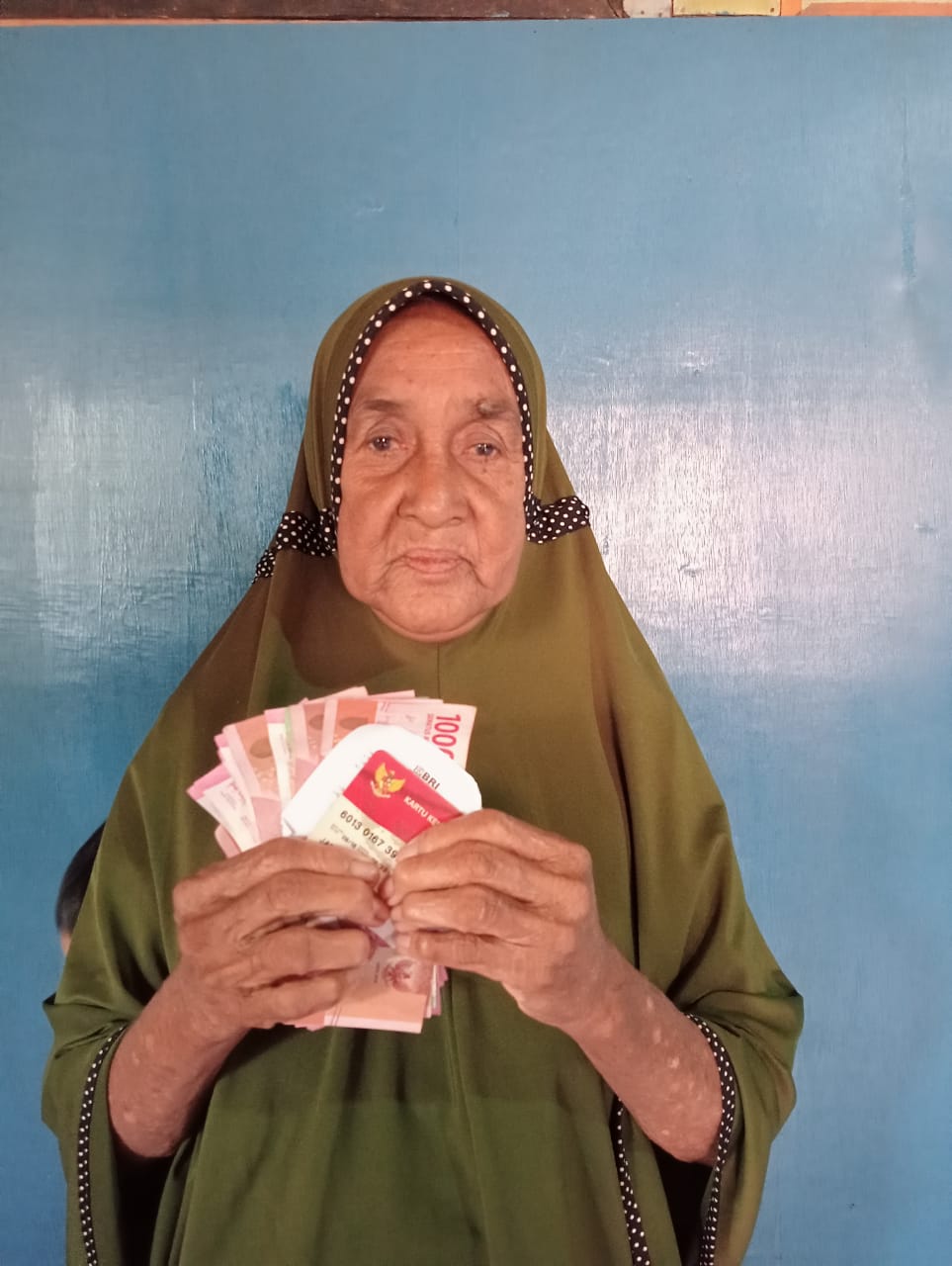 RESMI CAIR! Bansos PKH Tahap 3 Bakal Masuk ke ATM Pada Agustus Ini, Simak Jadwal dan Jumlah yang Diterima