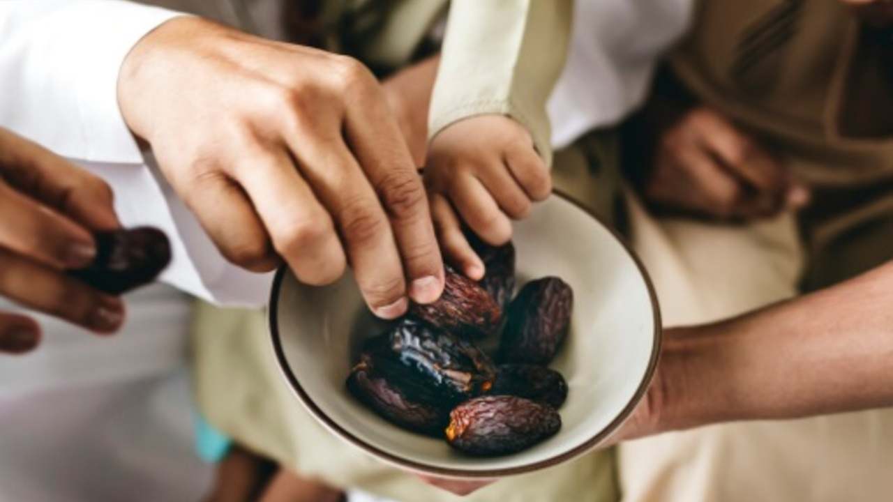 Kenapa Kurma Selalu Jadi Menu Berbuka? Ini 8 Manfaatnya bagi Tubuh
