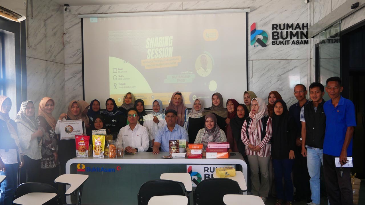 PTBA Bantu UMKM Tingkatkan Daya Saing Lewat Pelatihan Kemasan Produk Inovatif