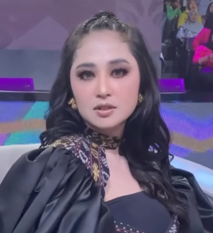 Dewi Perssik Tegas Bakal Laporkan Saipul Jamil ke Polisi