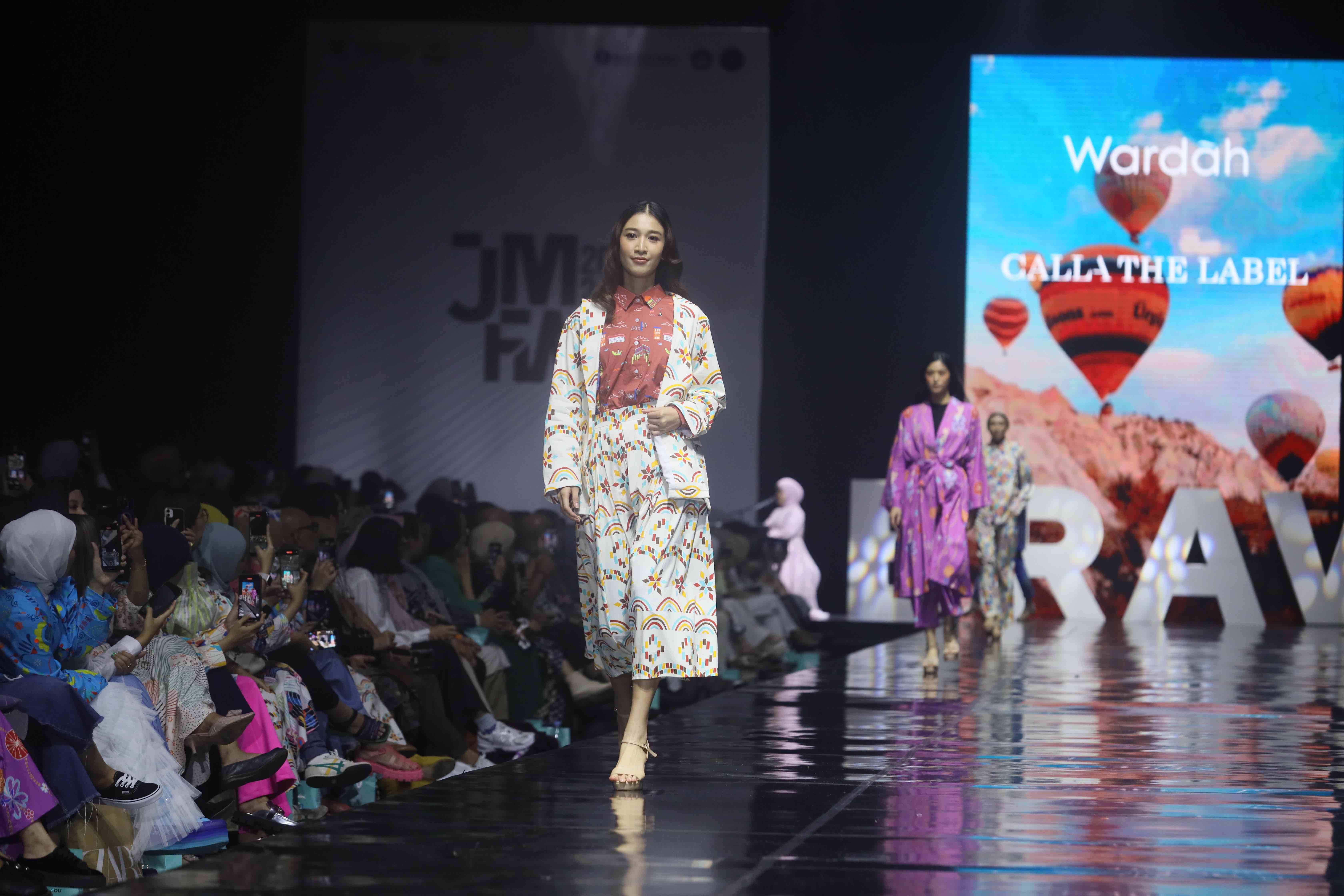 Kolaborasi Wardah dan 4 Desainer Indonesia Ramaikan Jakarta Muslim Fashion Week 2024